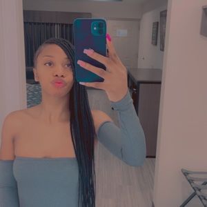 Meet your Posher, Robinneisha